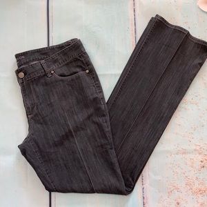 Ann Taylor modern bootcut jeans sz 12, 33” inseam